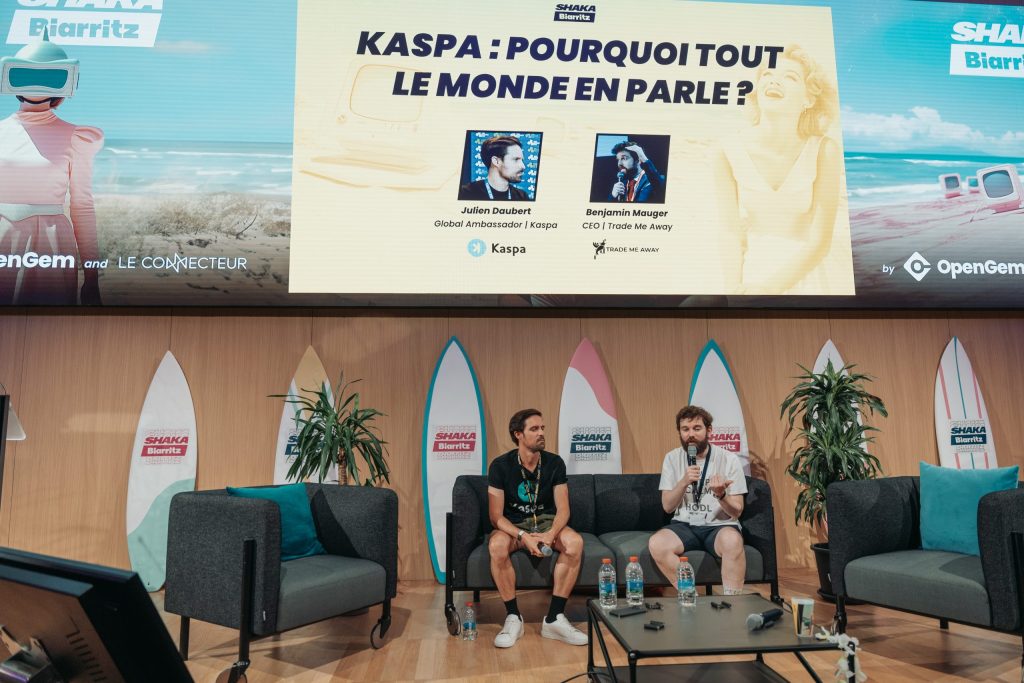 KASPA au SHAKA Biarritz en France