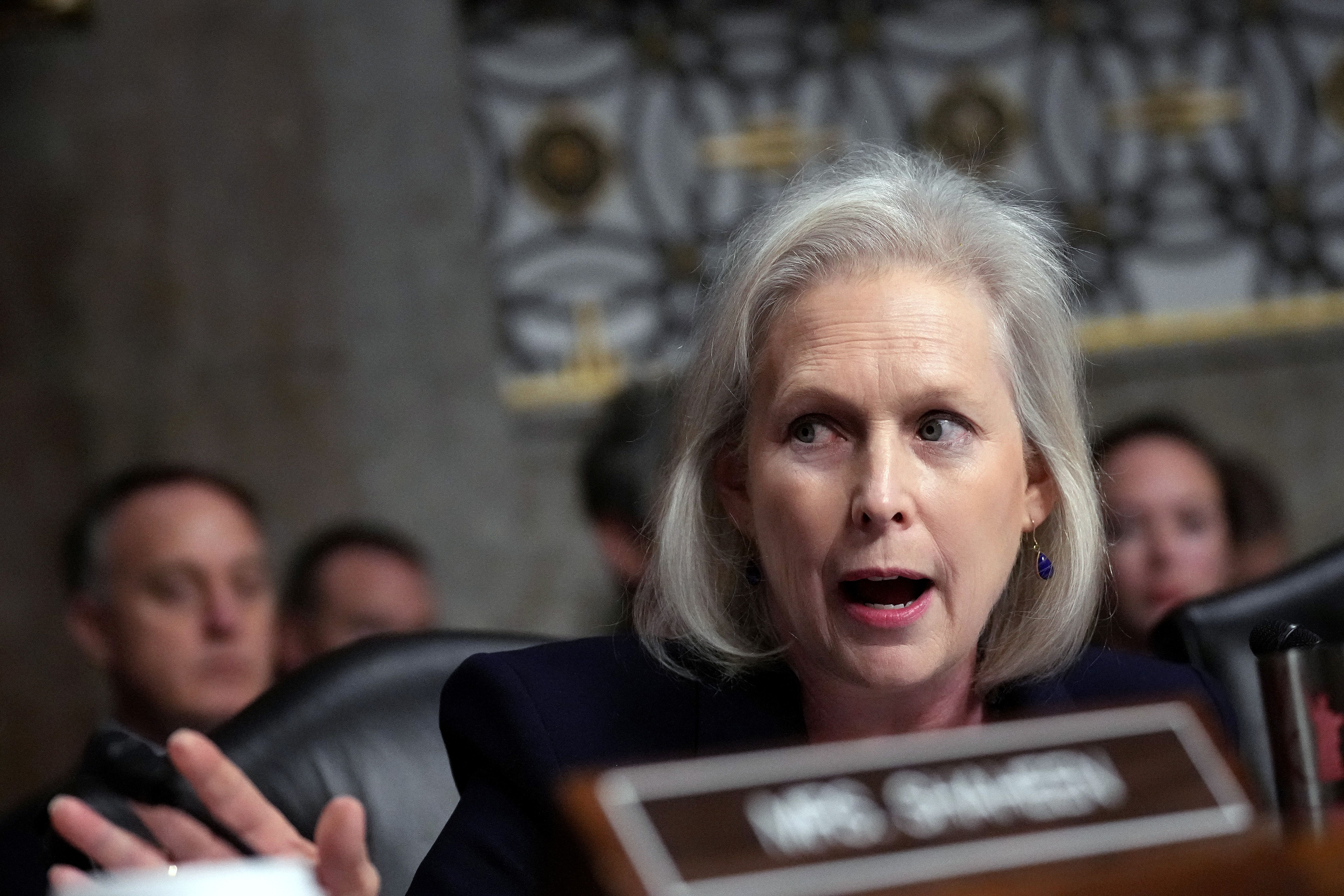 Le sénateur Gillibrand dit que les règles difficiles devaient empêcher la course de banque de type SVB Le senateur Gillibrand dit que les regles difficiles devaient empecher