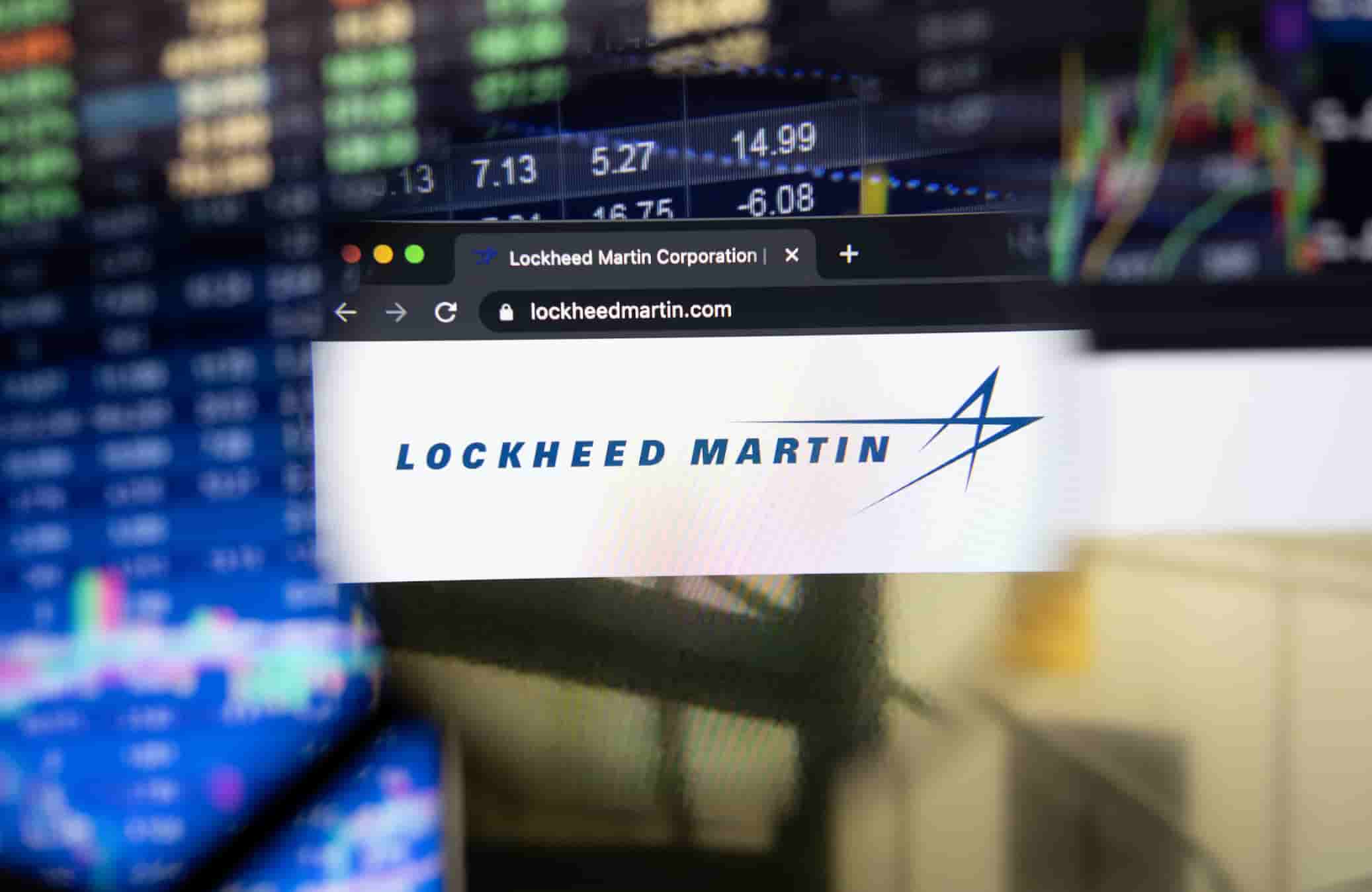 Lockheed Martin verser des dividendes le 27 juin; Voici combien de 100 actions LMT gagneront