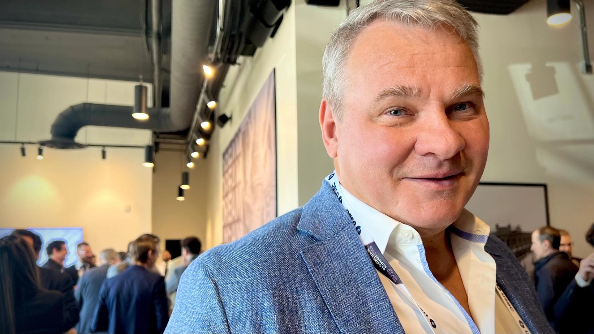 Unicoin pour acquerir une participation majoritaire dans Diamond Lake alors