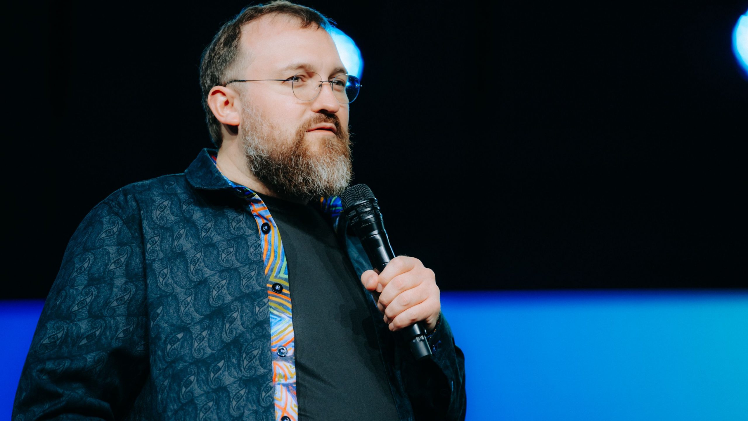 Le jeton de Cardano trouve le soutien alors que Charles Hoskinson parle des marchés, l'avenir du réseau