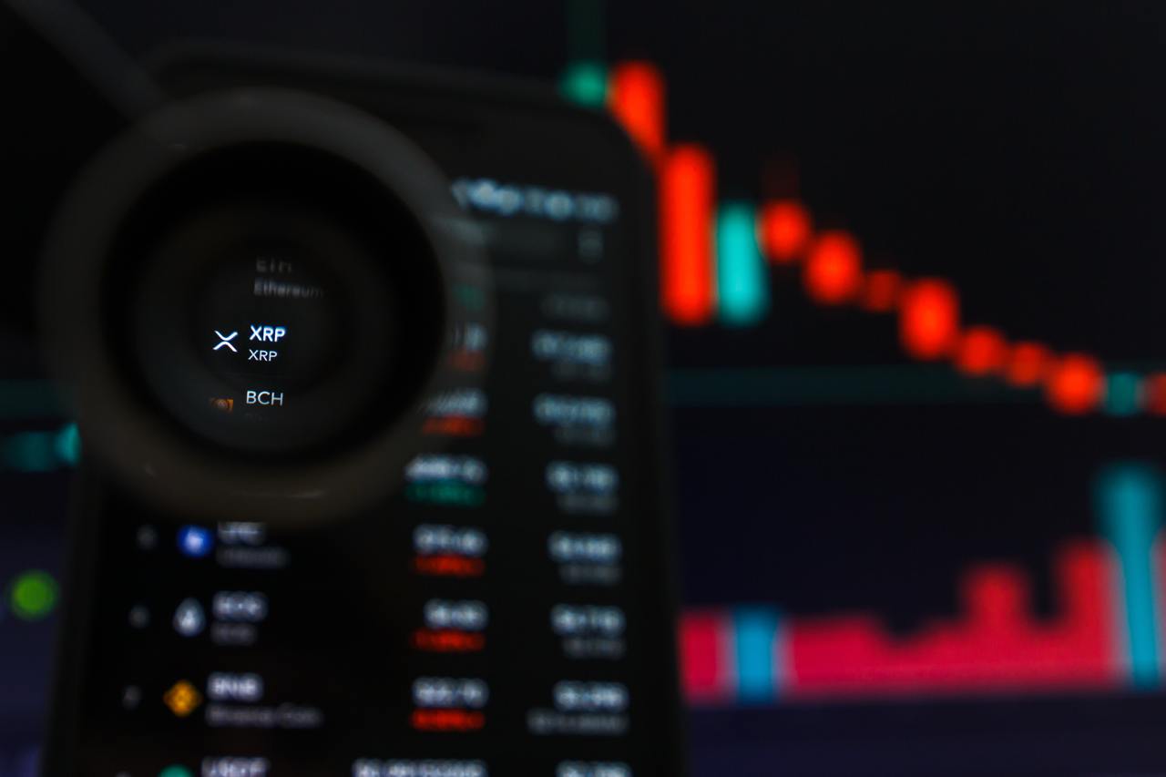 XRP plunges below $3 erasing billions overnight