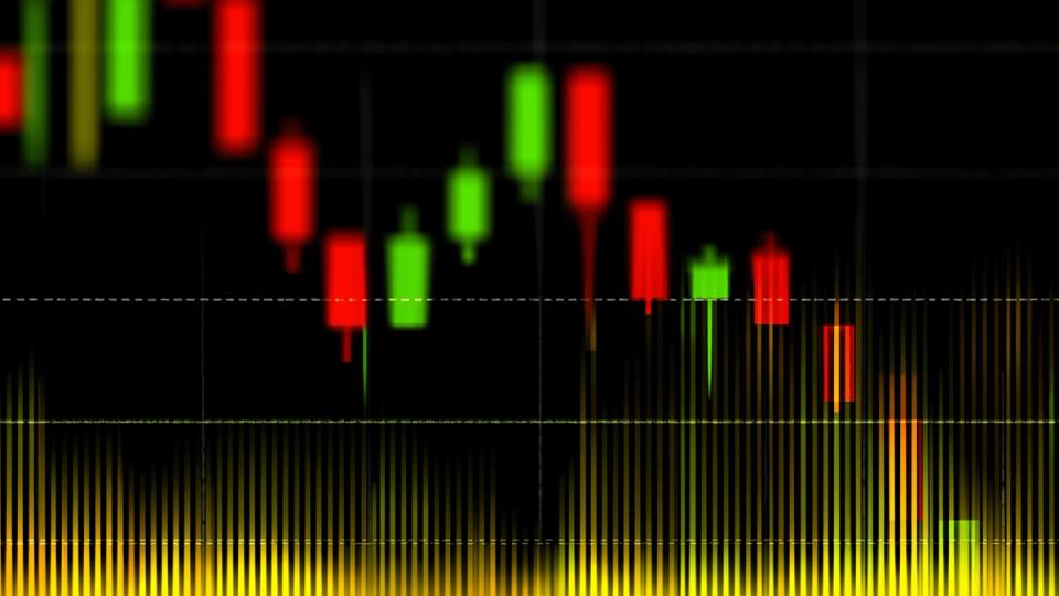 Les sorties d'ETF, la baisse du Stablecoin et les inversions de DAT signalent une fuite des capitaux cryptographiques