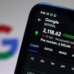 Google stock flashes major crash signal after historic rally