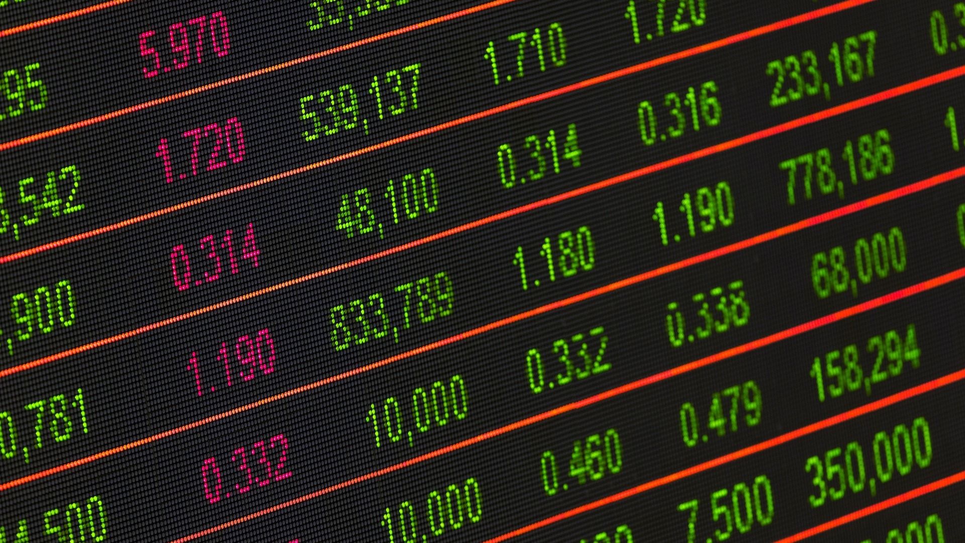 Pourquoi Bitcoin BTC XRP XRP Ether ETH tankent alors que