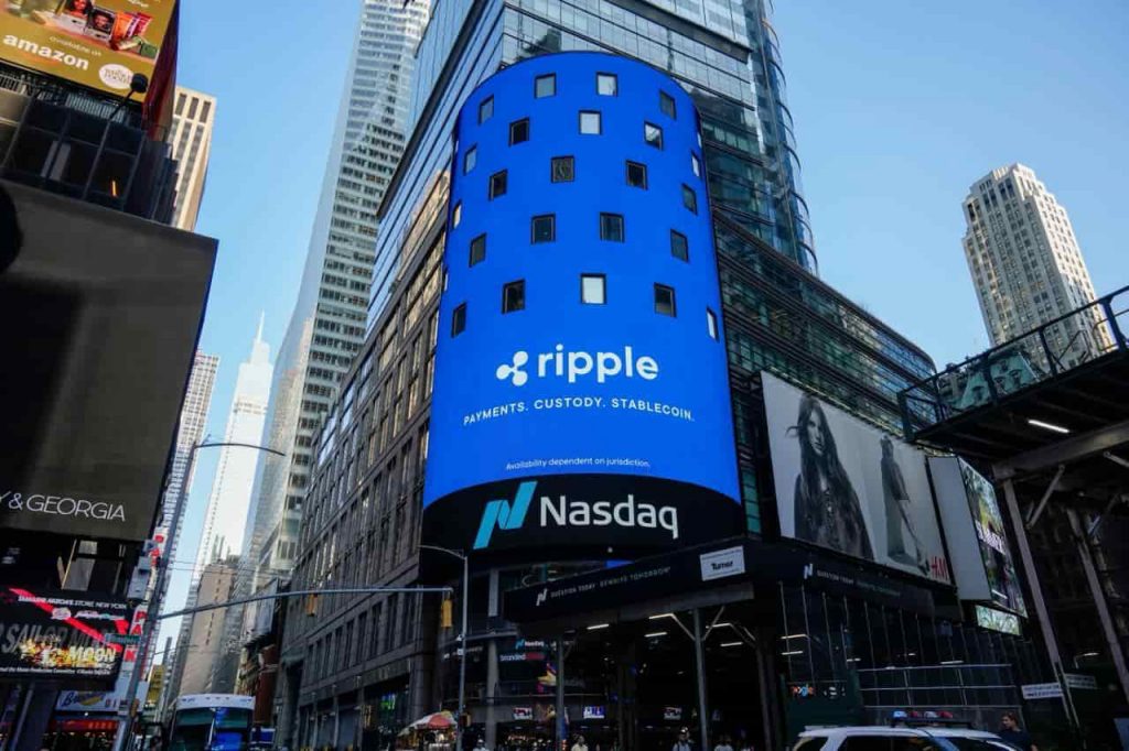 Ripple obtient un investissement stratégique de 500 millions de dollars soutenu par les géants de Wall Street Ripple secures $500 million strategic investment backed by Wall Street giants