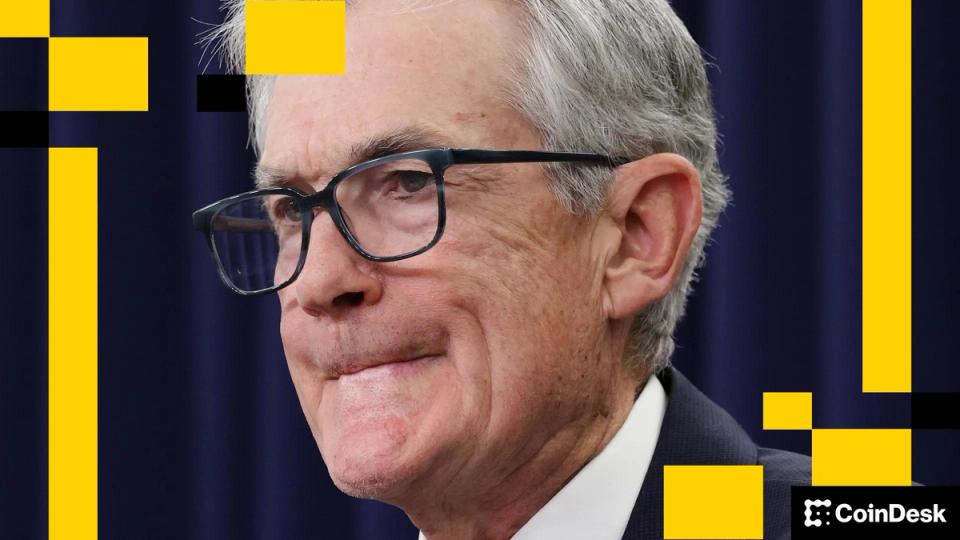 Bitcoin se stabilise autour de 90 000 avec des liquidités drainées et une réduction de la Fed entièrement intégrée