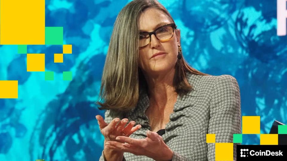 ARK Invest de Cathie Wood dépose des fichiers pour deux ETF à indices cryptographiques liés à CoinDesk 20