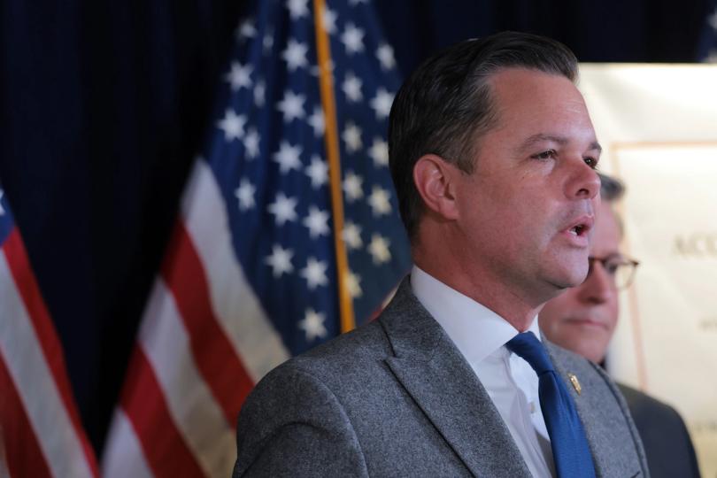 Les élections de mi-mandat aux États-Unis emballent d’importants actifs numériques dans le cadre de la stratégie de préparation Stand With Crypto