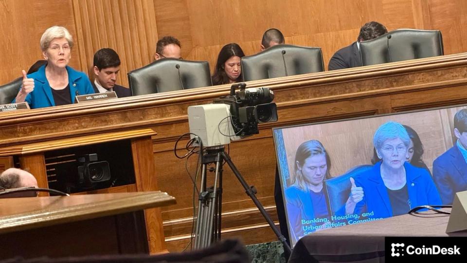 Les démocrates demandent instamment de mettre en garde les responsables fédéraux contre les paris d'initiés sur les marchés prédictifs