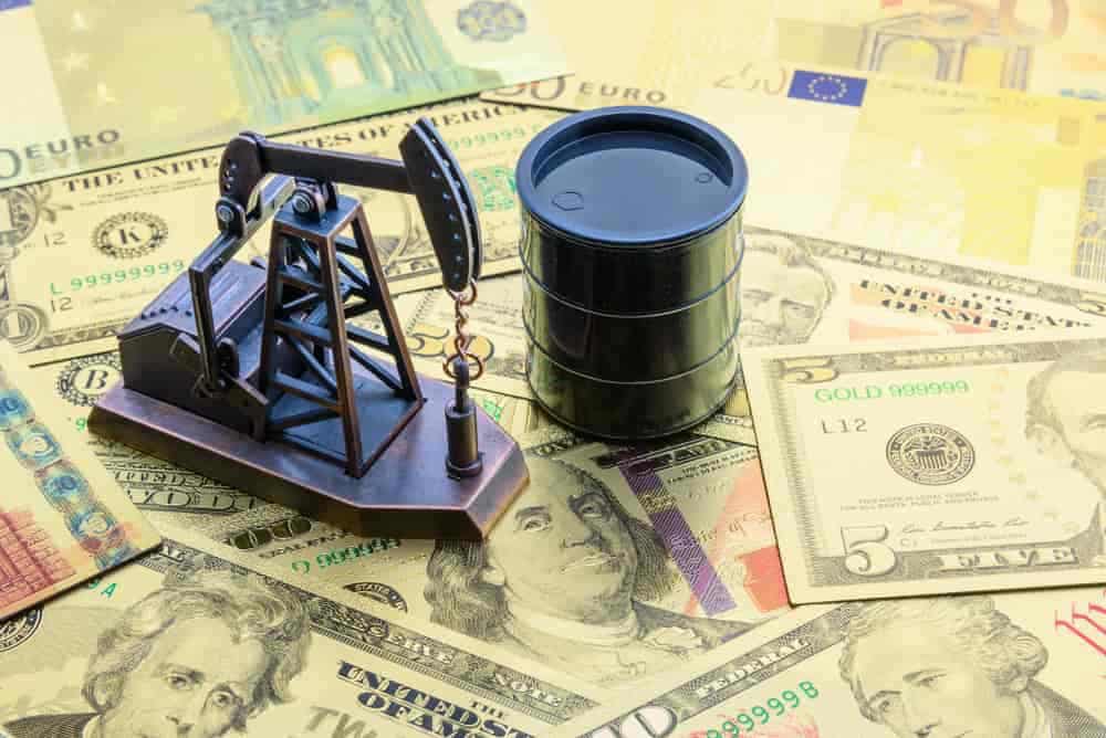 2 oil stocks to buy this week amid U.S. - Iran war