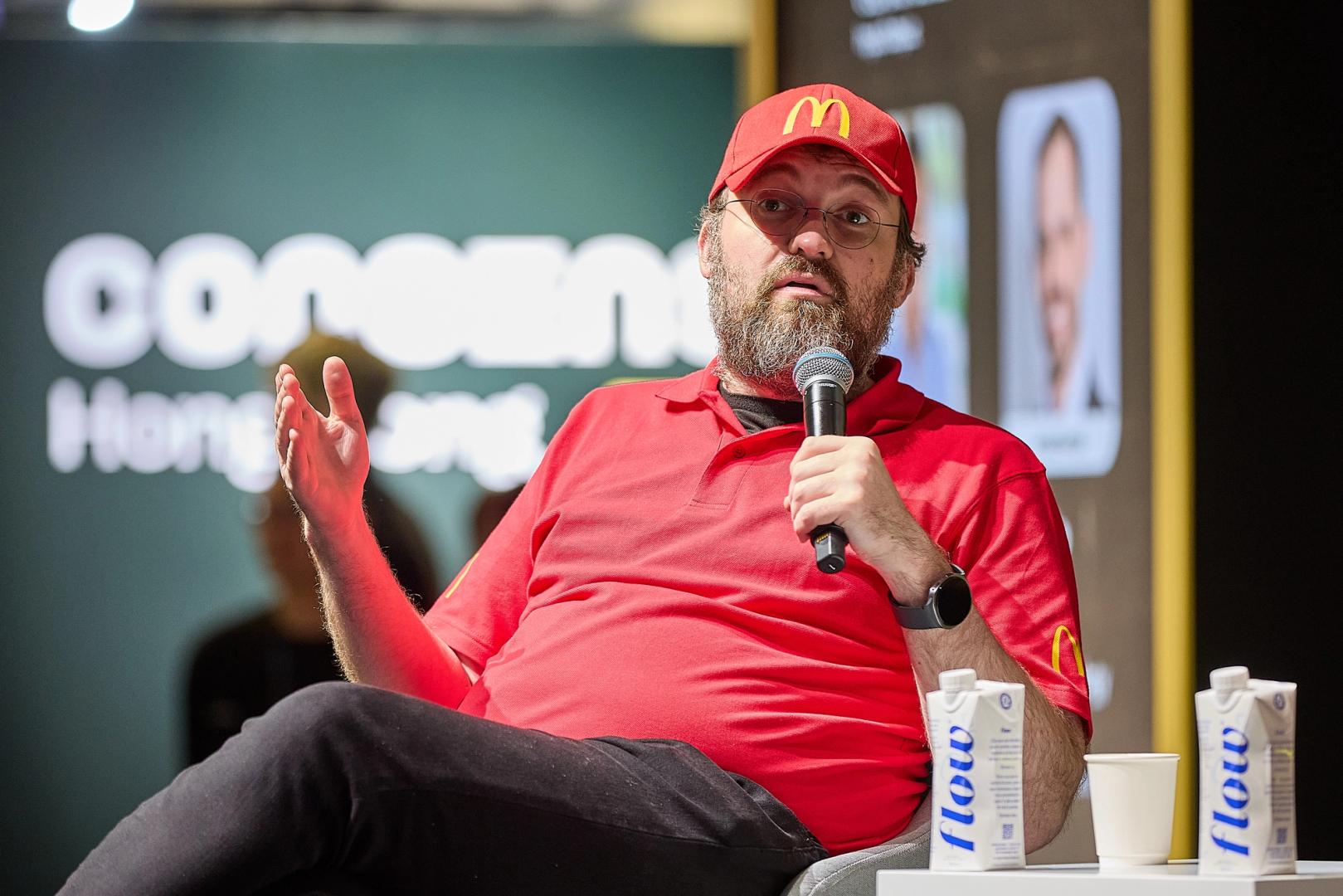 Hoskinson pourrait se tromper sur lavenir du calcul decentralise