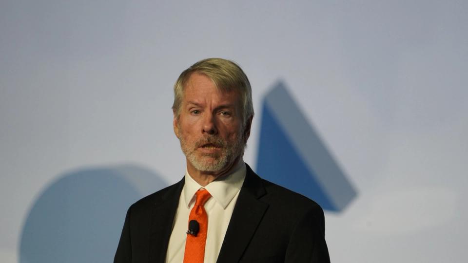 Strategy qualifie son nouvel outil de financement Bitcoin de moment « iPhone », mais les analystes mettent en garde contre les risques cachés