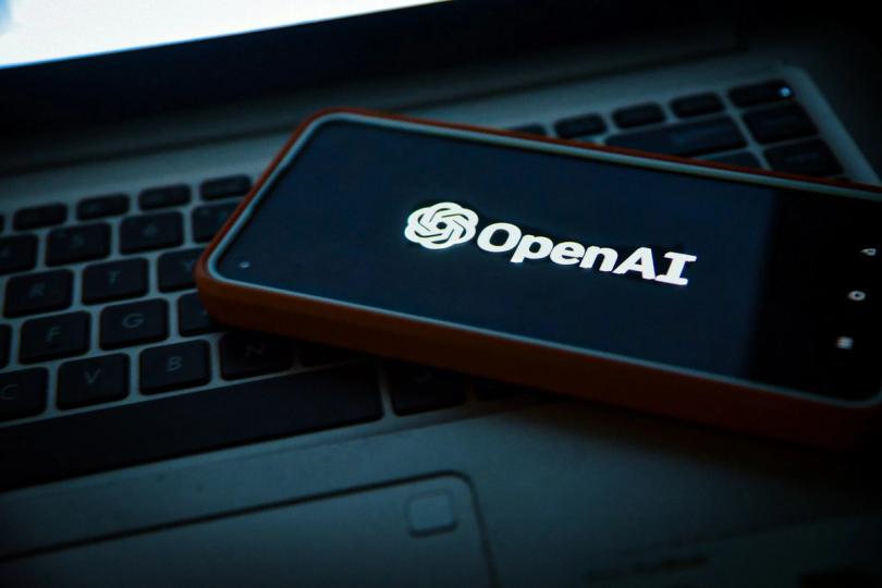 OpenAI semble débaucher l'équipe marketing de Coinbase