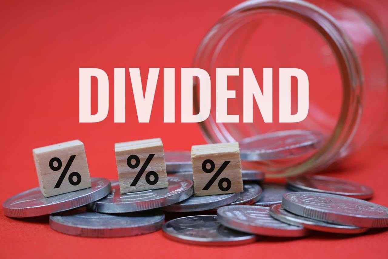 2 dividend stocks to buy after Q1 earnings season