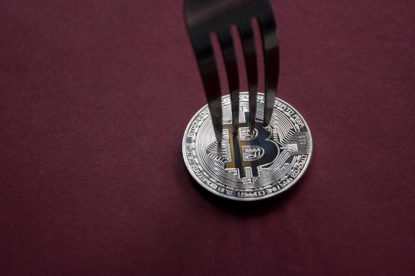 Le marché du Bitcoin (BTC) se divise en deux. Voici qui achète et vend pendant la guerre