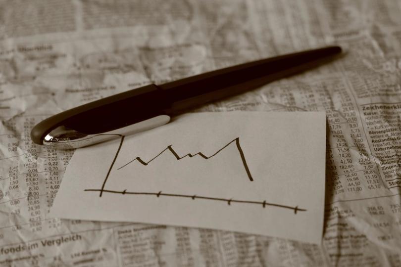 Dogecoin glisse de 4%, le rallye du Bitcoin s'arrête alors que l'optimisme du cessez-le-feu en Iran fait monter les actions