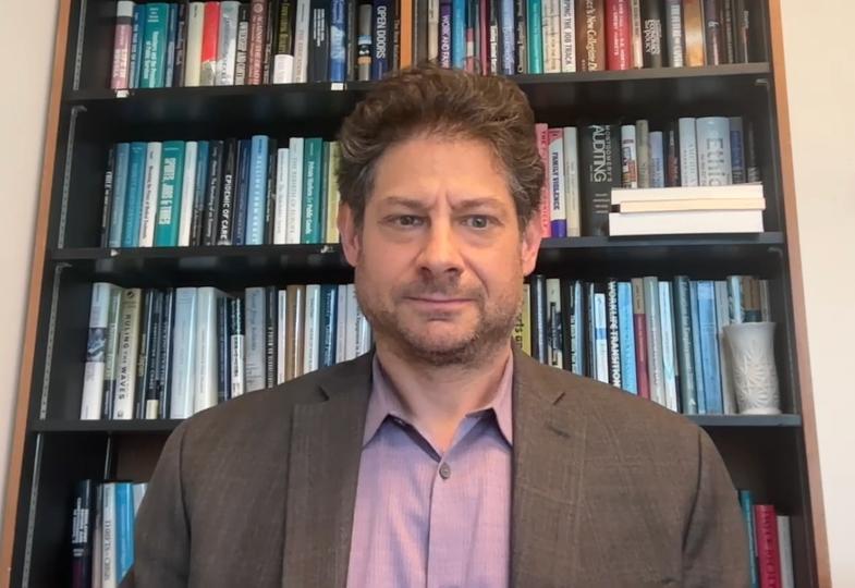 La loi sur la clarté risque de réglementer sans surveillance, selon un membre de Brookings