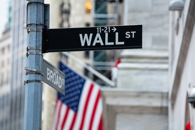 2 stocks to hit $2 trillion market cap by Q4 2026