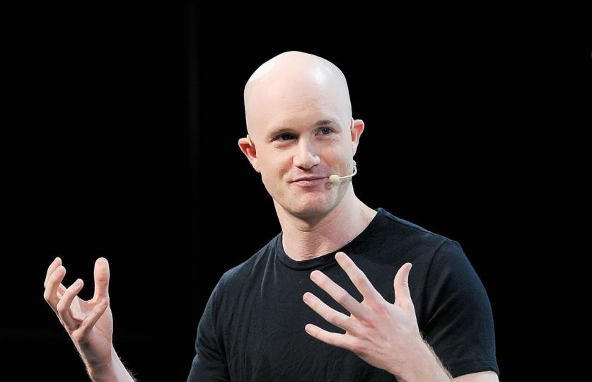 Voici comment Coinbase prévoit de survivre à l'hiver crypto en abandonnant sa dépendance aux frais de négociation