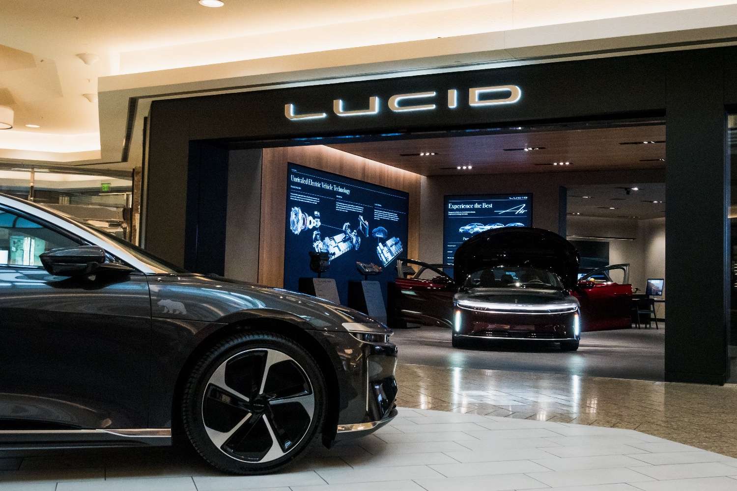 Wall Street analysts set Lucid stock price target for the next 12 months