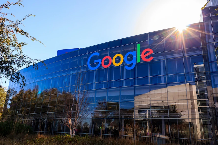 Wall Street analyst updates Google share price target