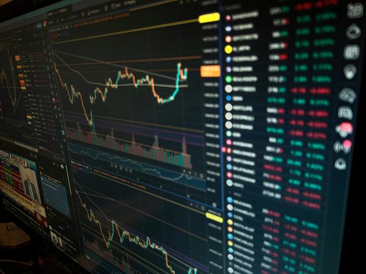 Actualités BTC, XRP, ETH : les principaux jetons sous pression alors que les États-Unis attaquent l'Iran
