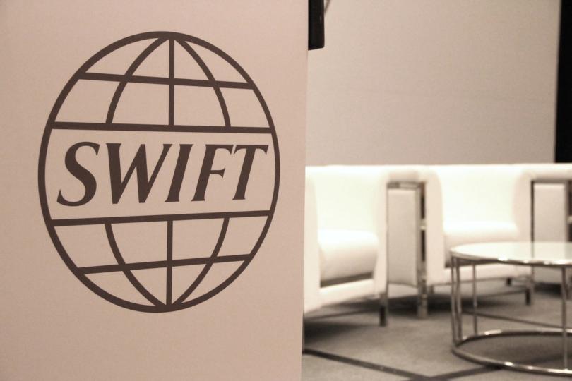 Swift déploie un nouveau registre blockchain pour offrir des services bancaires 24h/24 et 7j/7 à 17 géants mondiaux