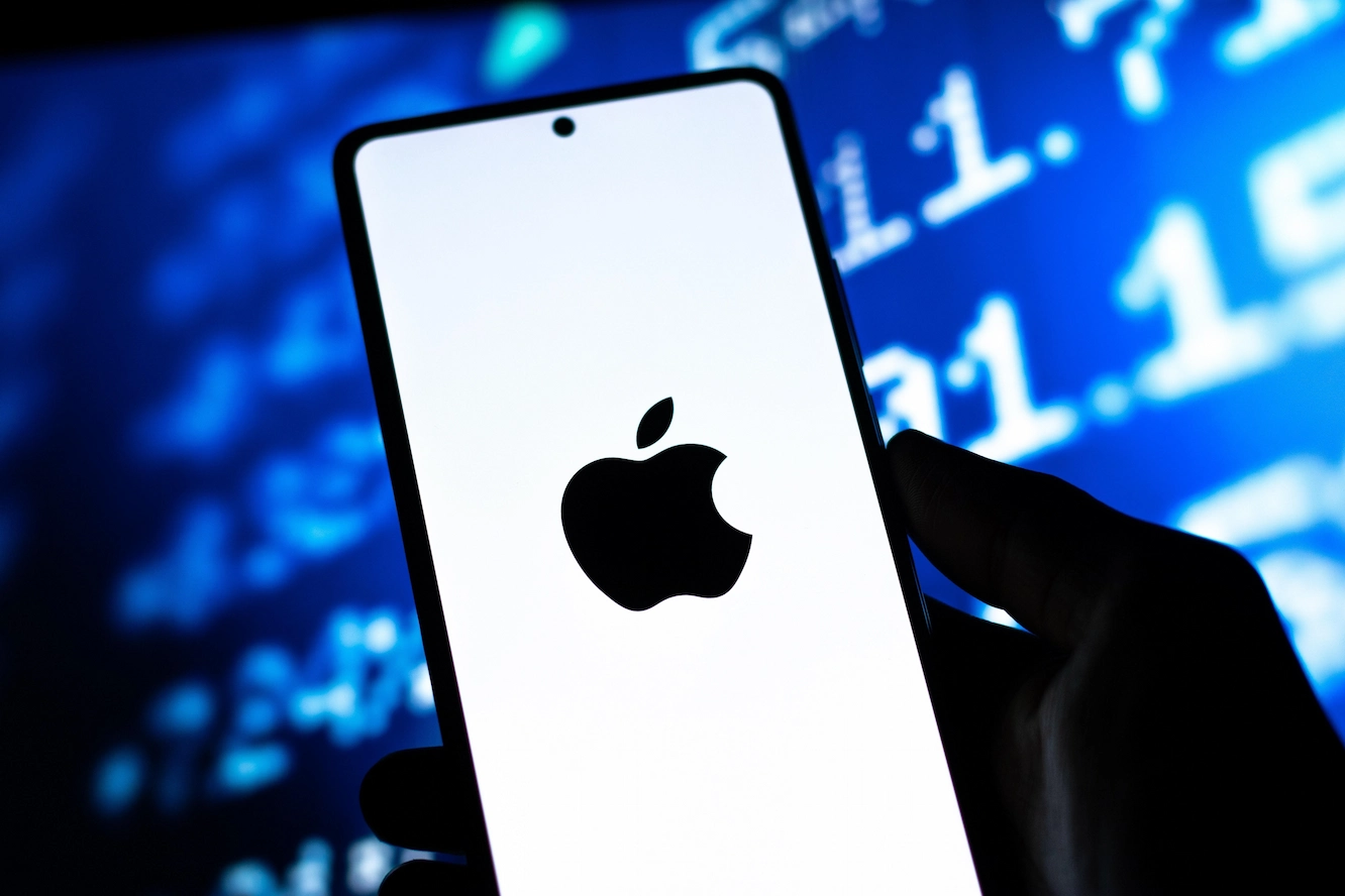 Wall Street analysts set AAPL stock price target for 12 months