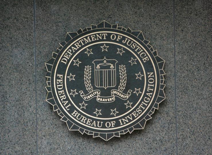 Les États-Unis demandent la confiscation de 25 millions de dollars en crypto liés à des escroqueries amoureuses et à l'investissement