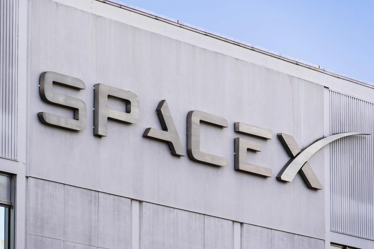 Wall Street analysts set SpaceX stock price target for 12 months