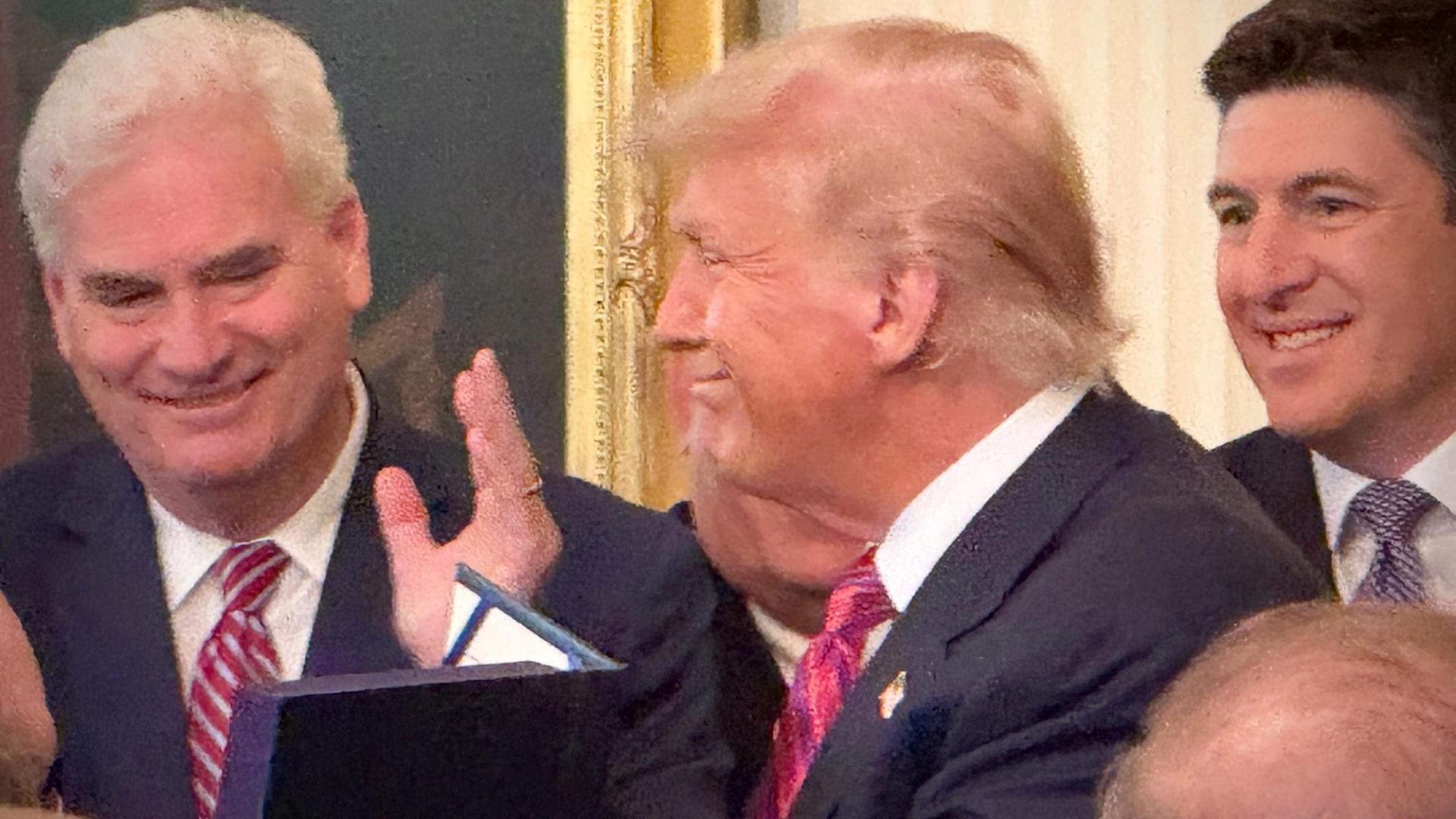 Les richesses cryptographiques de Trump menacent les pourparlers sur le Clarity Act visant à interdire les conflits aux responsables américains Les richesses cryptographiques de Trump menacent les pourparlers sur le