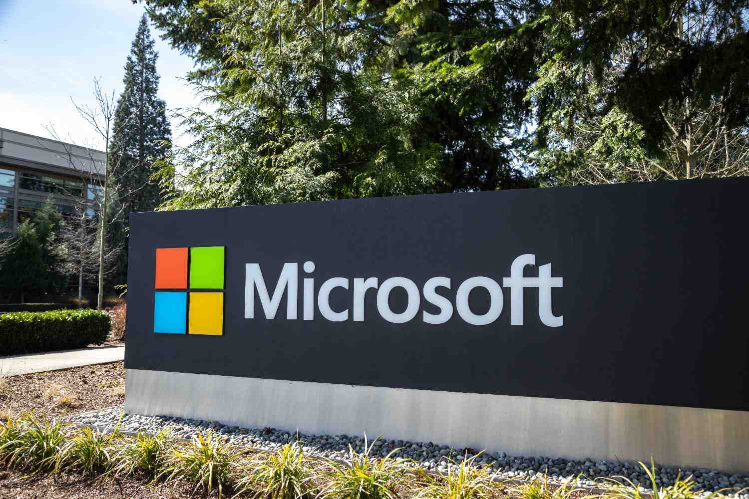 Wall Street analyst updates Microsoft stock price target